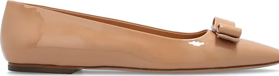 Frauen Ferragamo Ballerinas | Vara Patent Ballet Flats, Womens, Beige