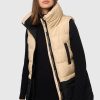 Frauen Marikoo Westen | Steppweste Marikoo Kiraraa Gr. M (38), Beige (Beige, Schwarz) Damen Westen Steppwesten Mit Schonem Steppdesign